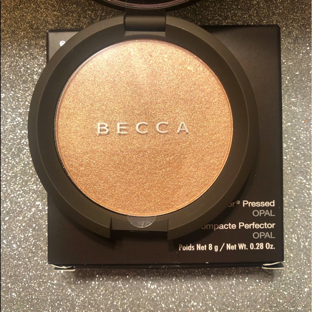 BNIB! BECCA Shimmering Skin Perfector Pressed Highlighter in OPAL 💎💖
